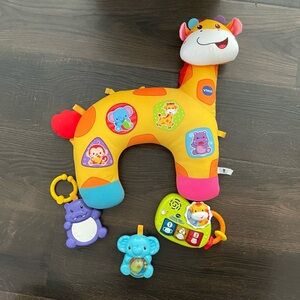 VTech Tummy Time Giraffe Discovery Pillow Plush Stuffed Animal